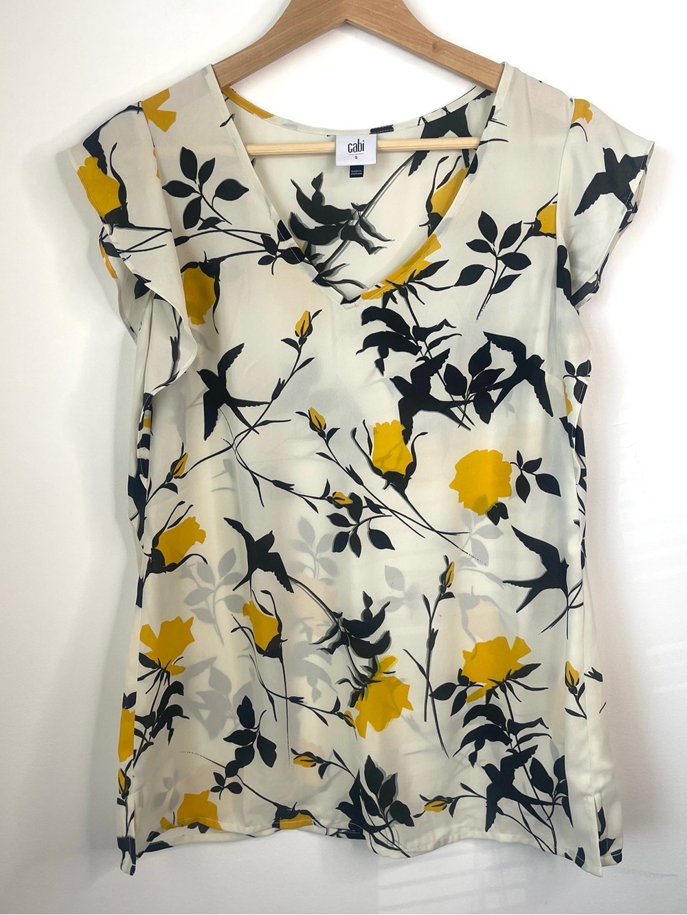 Cabi Cream V-Neck Flutter Sleeve Top with Yellow & Black Floral Print size small